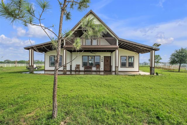 1048 11th Street, Rock Island, TX 77470