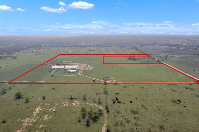 1048 11th Street, Rock Island, TX 77470