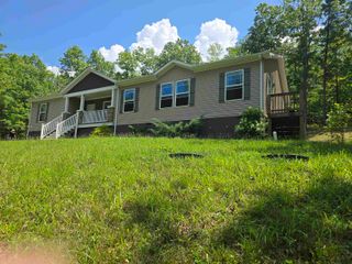 41 SCENIC HILLS DR, Waynesboro, VA 22980