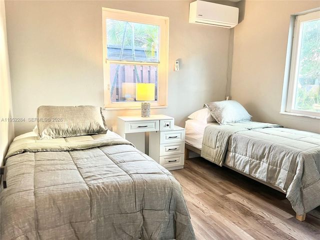 436 NW 15th Ave, Fort Lauderdale, FL 33311