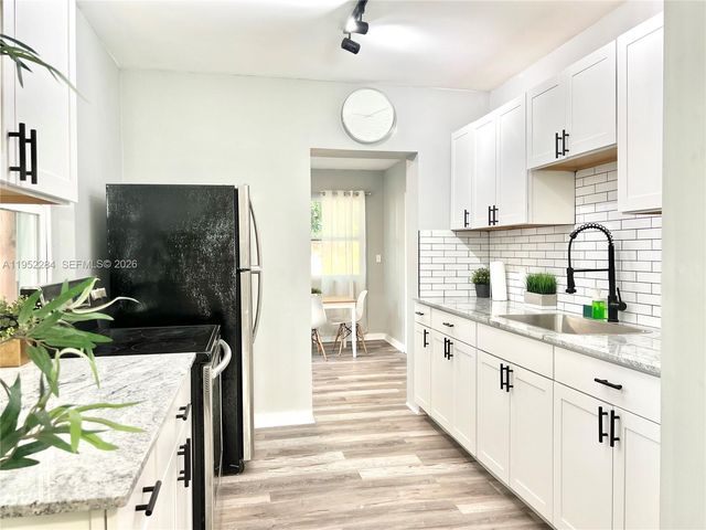 436 NW 15th Ave, Fort Lauderdale, FL 33311