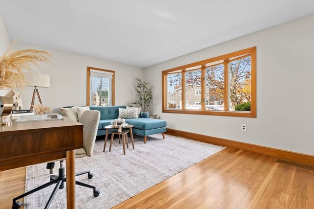 25 Northend St, Peabody, MA 01960