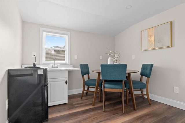 25 Northend St, Peabody, MA 01960