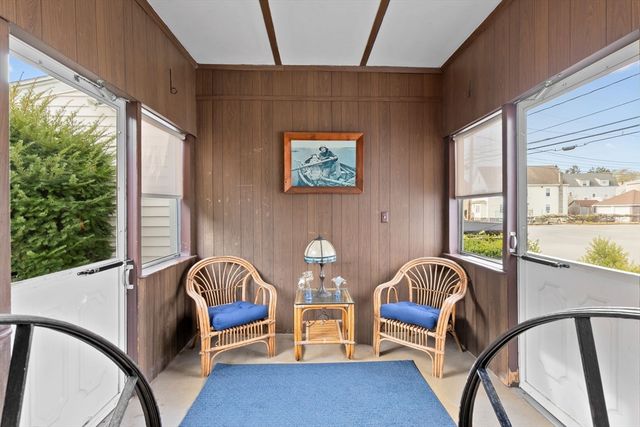 25 Northend St, Peabody, MA 01960