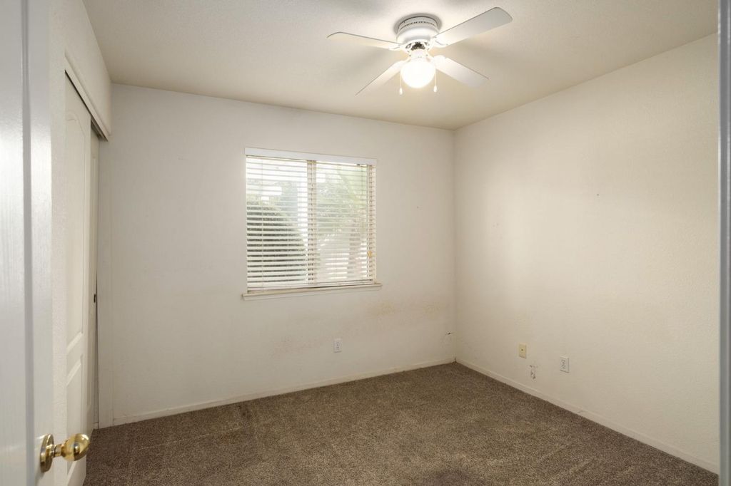 Image 22 of property listing at 6286 N Malsbary, Fresno, CA 93711