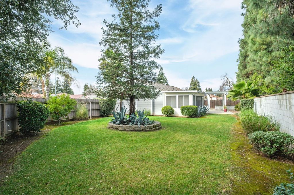 Image 30 of property listing at 6286 N Malsbary, Fresno, CA 93711