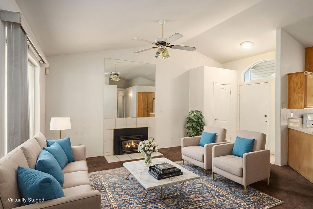 Image 7 of property listing at 6286 N Malsbary, Fresno, CA 93711