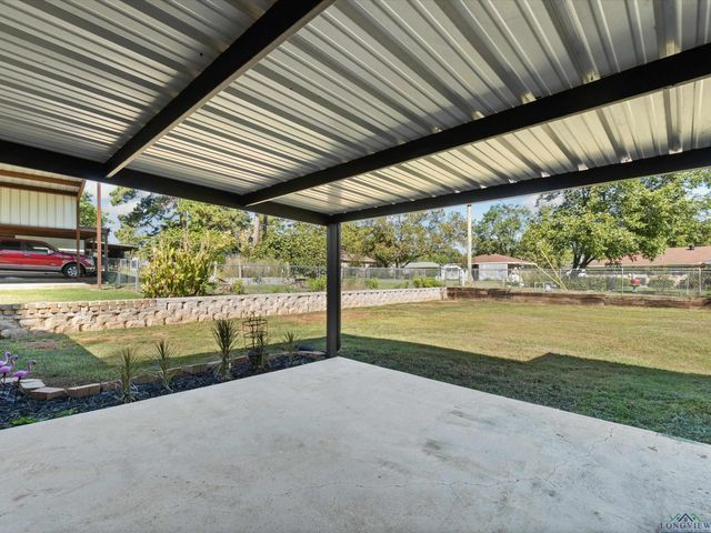 442 Golf Rd., Gilmer, TX 75645