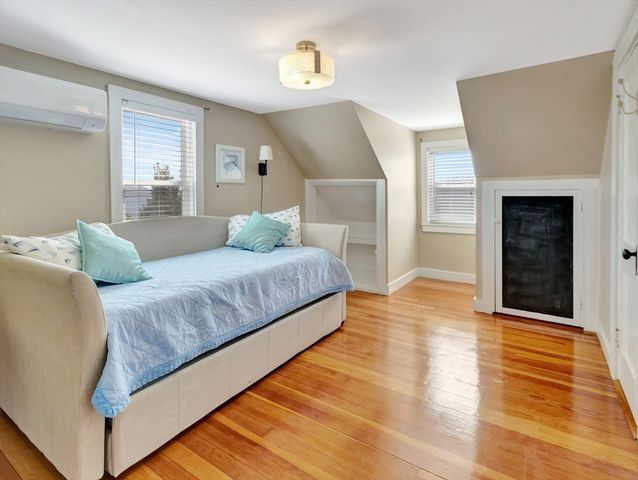 580 Nantasket Avenue, Hull, MA 02045