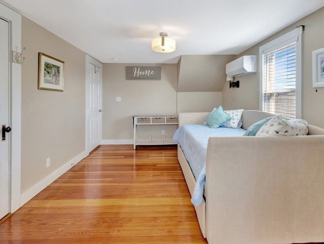 580 Nantasket Avenue, Hull, MA 02045