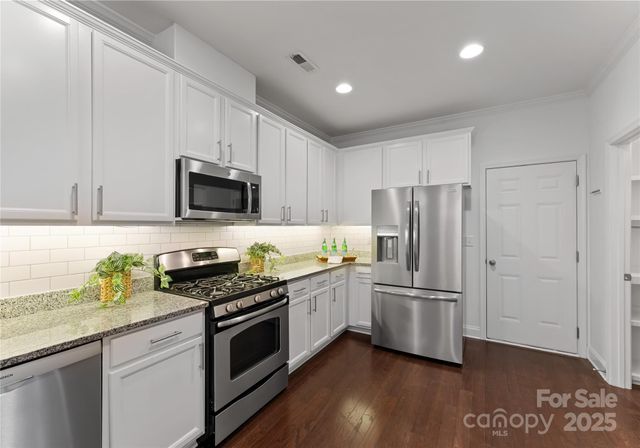 4402 Garris Road, Charlotte, NC 28209