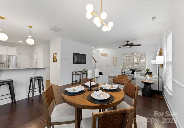 4402 Garris Road, Charlotte, NC 28209