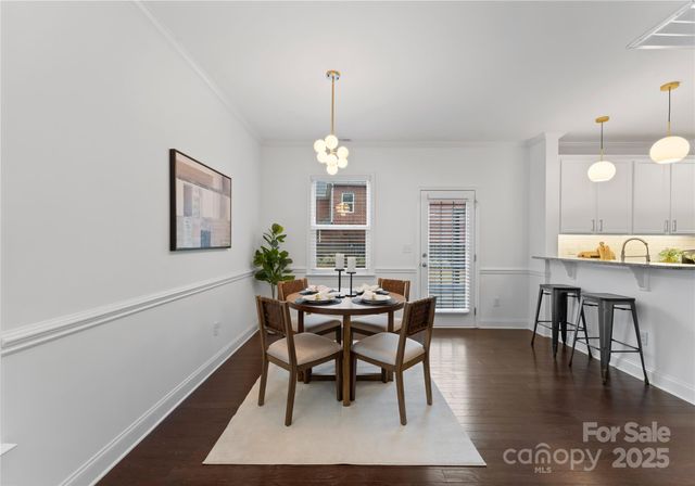 4402 Garris Road, Charlotte, NC 28209