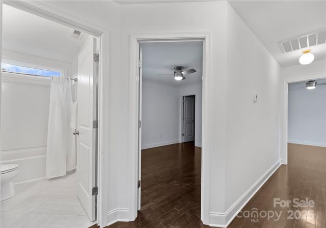 4402 Garris Road, Charlotte, NC 28209