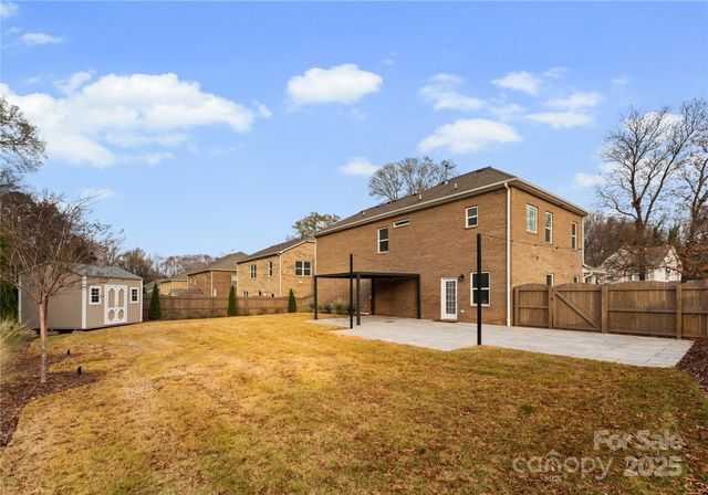 4402 Garris Road, Charlotte, NC 28209