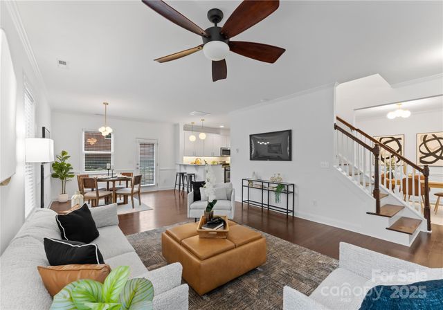 4402 Garris Road, Charlotte, NC 28209