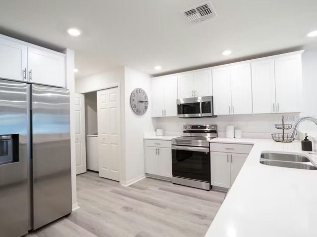 302 CHESAPEAKE DRIVE, St Cloud, FL 34771