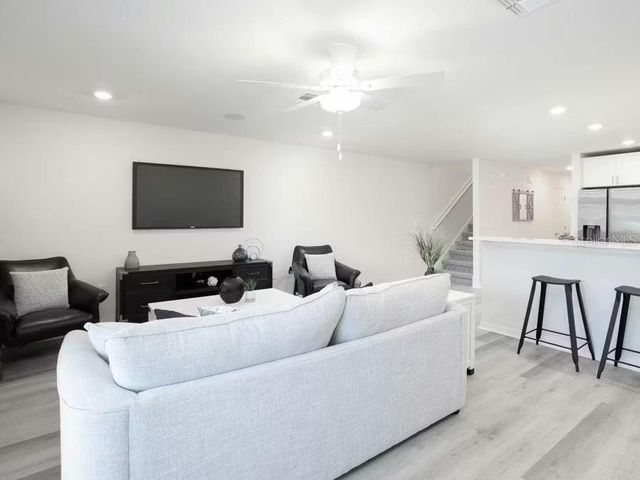 302 CHESAPEAKE DRIVE, St Cloud, FL 34771