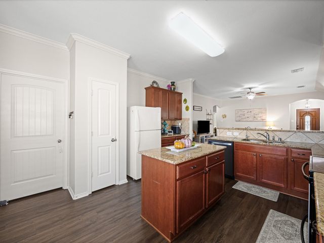 9113 Sundance Trail, Cross Roads, TX 76227