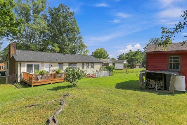 203 Capistrano Drive, Winston-salem, NC 27103