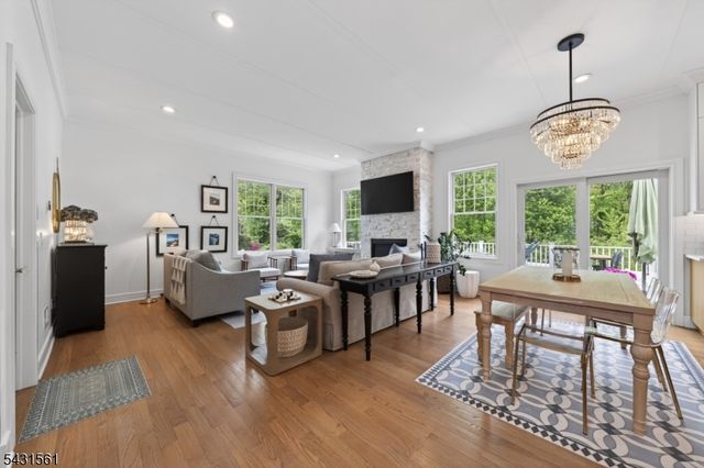 175 N Passaic Ave, Chatham Boro, NJ 07928