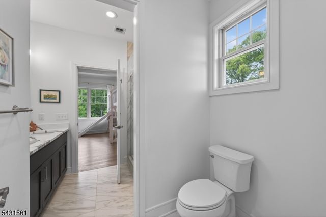 175 N Passaic Ave, Chatham Boro, NJ 07928