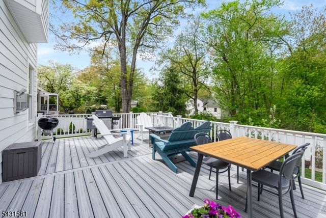 175 N Passaic Ave, Chatham Boro, NJ 07928