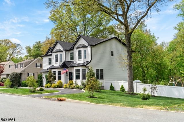 175 N Passaic Ave, Chatham Boro, NJ 07928