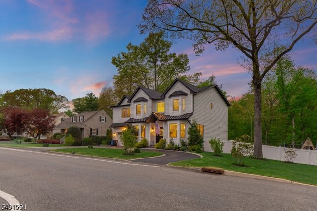 175 N Passaic Ave, Chatham Boro, NJ 07928
