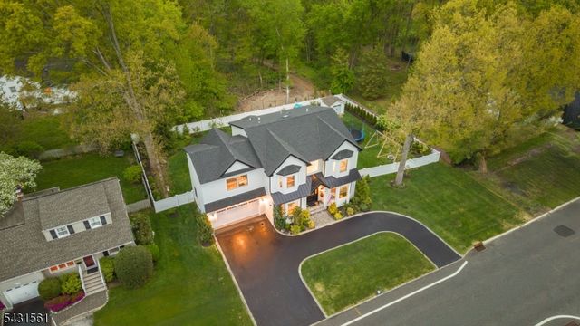 175 N Passaic Ave, Chatham Boro, NJ 07928