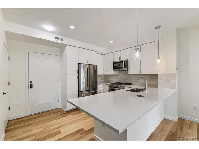 7357 Grandview Ave 203, Arvada, CO 80002