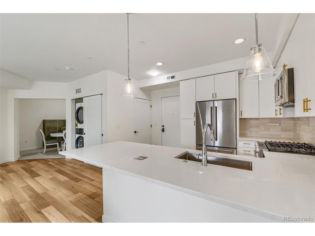 7357 Grandview Ave 203, Arvada, CO 80002