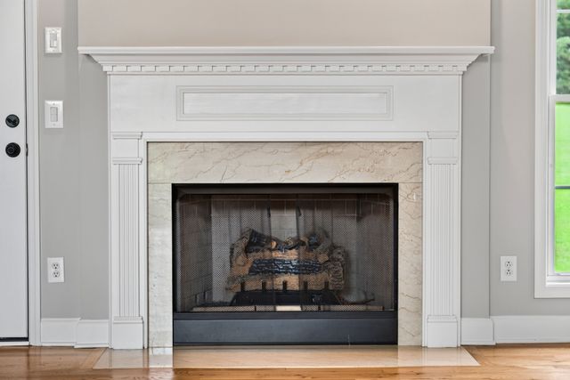 2011 Bryans Park Ct, Springfield, TN 37172