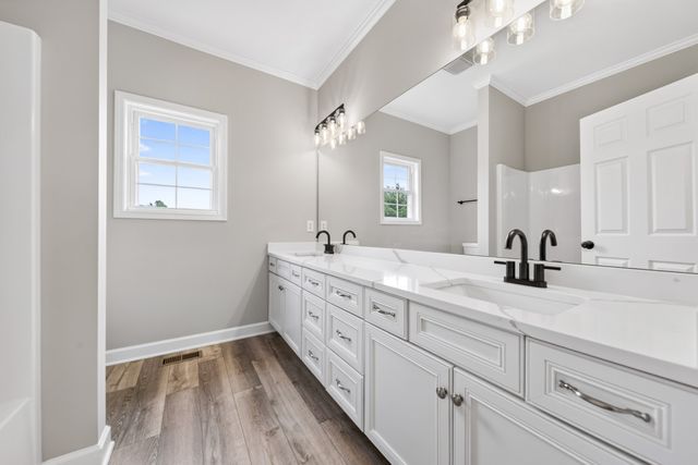 2011 Bryans Park Ct, Springfield, TN 37172