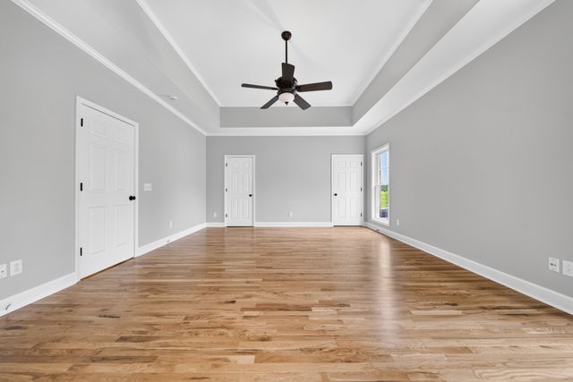 2011 Bryans Park Ct, Springfield, TN 37172
