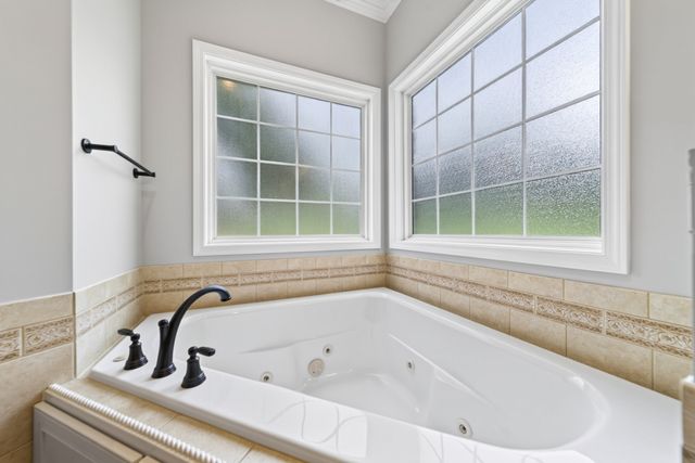 2011 Bryans Park Ct, Springfield, TN 37172