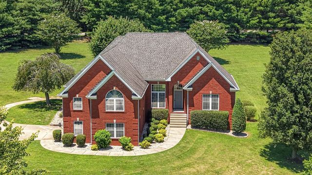 2011 Bryans Park Ct, Springfield, TN 37172