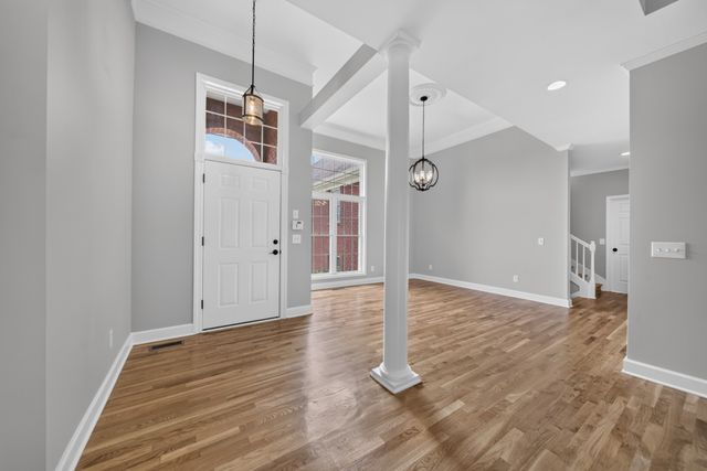 2011 Bryans Park Ct, Springfield, TN 37172
