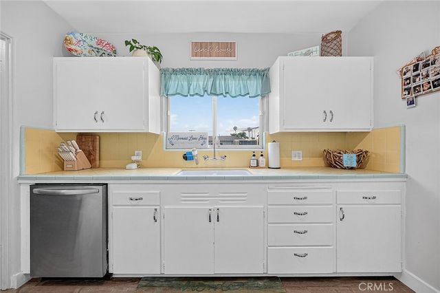 141 Glendora Avenue, Long Beach, CA 90803