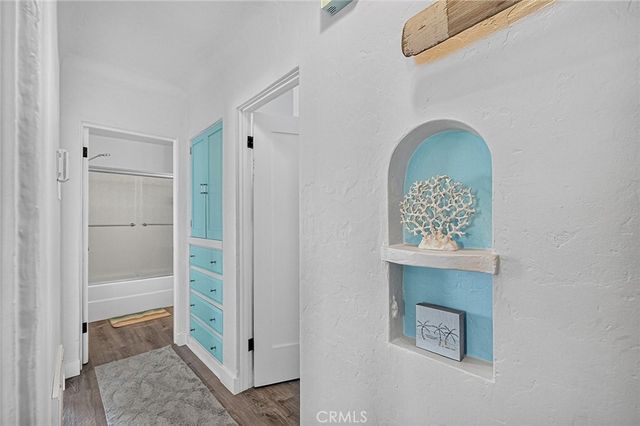 141 Glendora Avenue, Long Beach, CA 90803