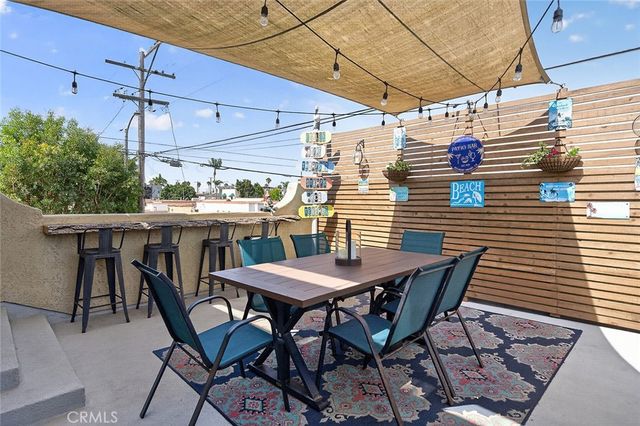 141 Glendora Avenue, Long Beach, CA 90803