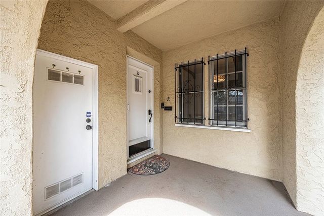 141 Glendora Avenue, Long Beach, CA 90803