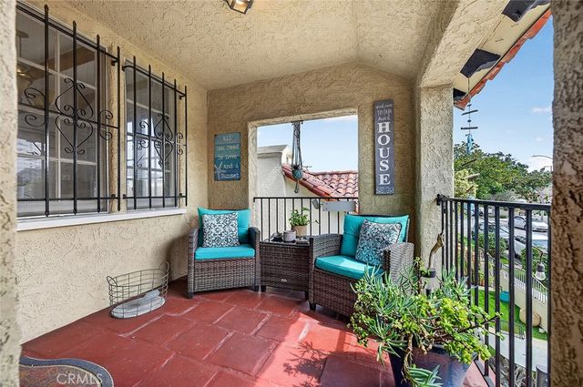 141 Glendora Avenue, Long Beach, CA 90803