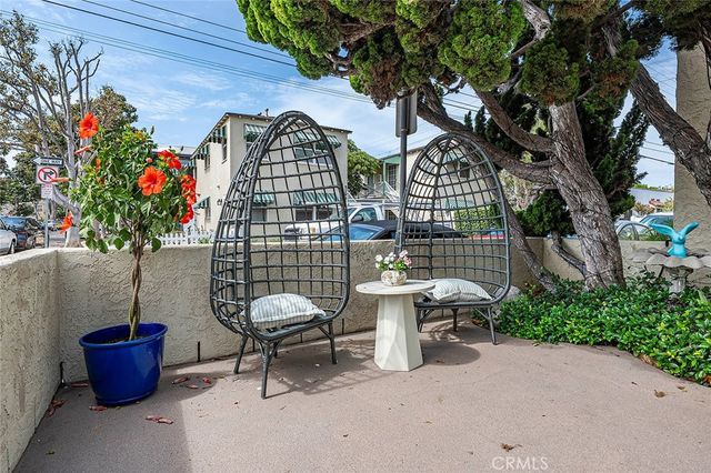 141 Glendora Avenue, Long Beach, CA 90803