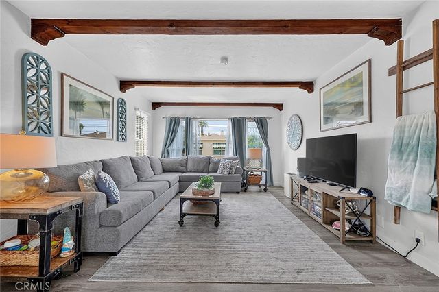 141 Glendora Avenue, Long Beach, CA 90803