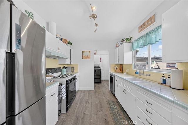 141 Glendora Avenue, Long Beach, CA 90803