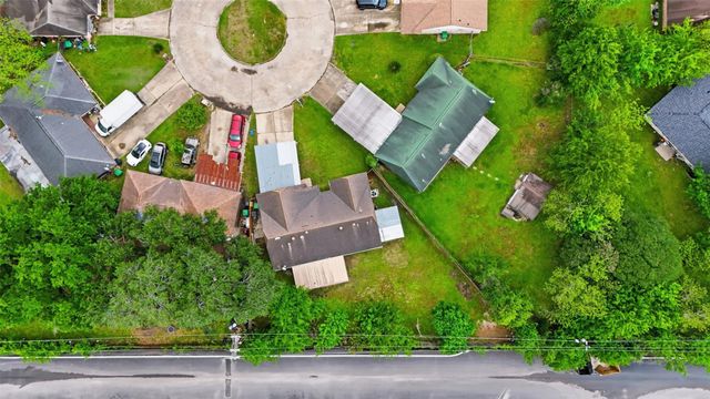 8619 Ardley Circle, Houston, TX 77088