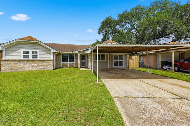 8619 Ardley Circle, Houston, TX 77088