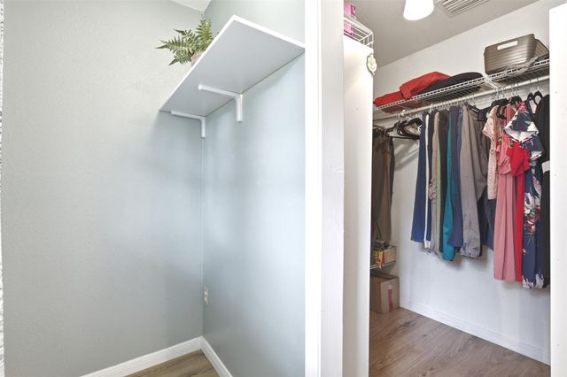 8619 Ardley Circle, Houston, TX 77088