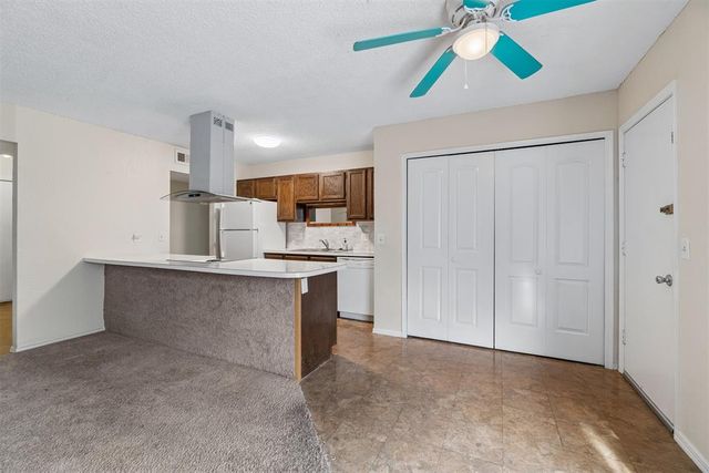 1624 NE 4th Street, Moore, OK 73160